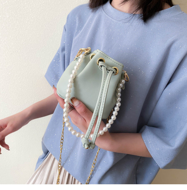 Vintage pearl crossbody bag