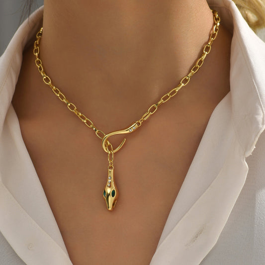 Series Diamond-studded Necklace